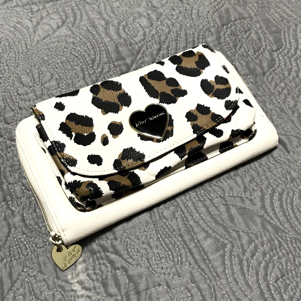 Betsey Johnson Pocketbook
